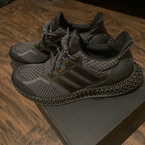 Mens size 11 Adidas Ultra Boost 4d